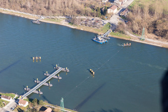 Seltz dans le département Bas Rhin, France du point de vue du drone