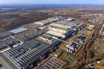 Photographie aérienne de Usine Mercedes Benz Rastatt à Rastatt dans le département Bade-Wurtemberg, Allemagne