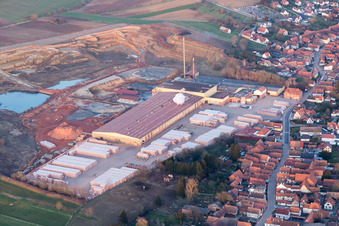 Betschdorf dans le département Bas Rhin, France vue du ciel