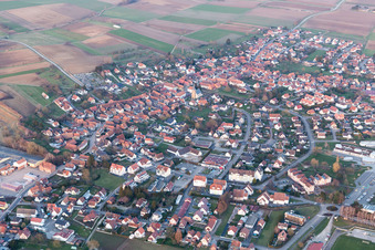 Image drone de Betschdorf dans le département Bas Rhin, France