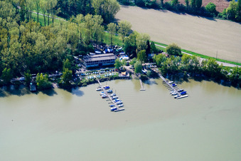 Vue aérienne de Club de voile RKC Wörth eV à le quartier Maximiliansau in Wörth am Rhein dans le département Rhénanie-Palatinat, Allemagne