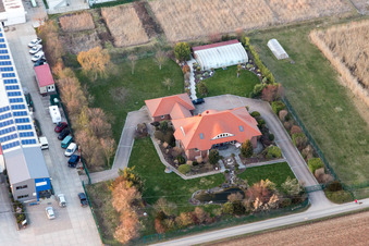 Quartier Niederhochstadt in Hochstadt dans le département Rhénanie-Palatinat, Allemagne d'un drone
