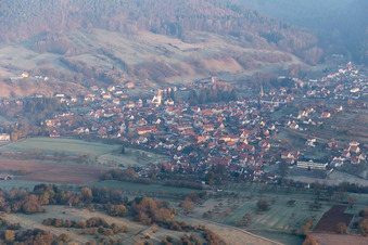 Image drone de Lembach dans le département Bas Rhin, France