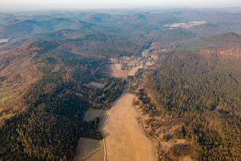 Vue aérienne de Sparsbach dans le département Bas Rhin, France