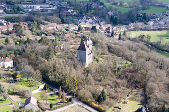Vue aérienne de Épinac dans le département Saône et Loire, France
