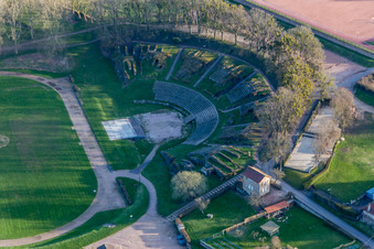 (Bourgogne) à Autun dans le département Saône et Loire, France hors des airs