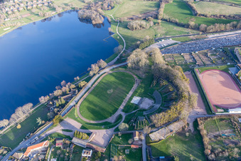 Vue d'oiseau de (Bourgogne) à Autun dans le département Saône et Loire, France