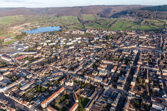 Image drone de (Bourgogne) à Autun dans le département Saône et Loire, France