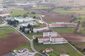 Enregistrement par drone de San Daniele del Friuli dans le département Udine, Italie