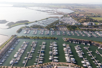 Photographie aérienne de Aprilia Marittima dans le département Frioul-Vénétie Julienne, Italie
