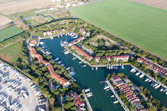 Aprilia Marittima dans le département Frioul-Vénétie Julienne, Italie hors des airs