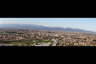 Vue aérienne de Panorama à Basaldella dans le département Frioul-Vénétie Julienne, Italie