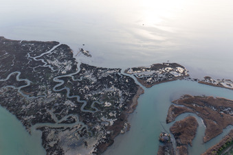 Vue aérienne de Marano Lagunare dans le département Udine, Italie