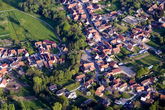 Vue aérienne de Scheibenhardt à Scheibenhard dans le département Bas Rhin, France