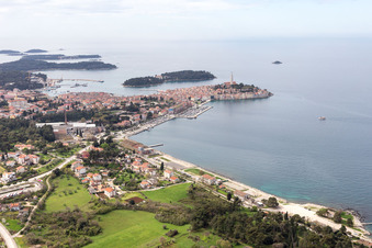 Vue aérienne de Štanga dans le département Gespanschaft Istrien, Croatie