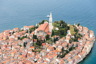 Rovinj dans le département Gespanschaft Istrien, Croatie d'en haut