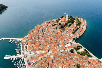 Rovinj dans le département Gespanschaft Istrien, Croatie vue d'en haut