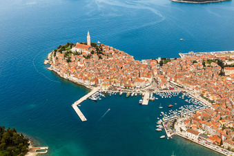 Rovinj dans le département Gespanschaft Istrien, Croatie vue du ciel