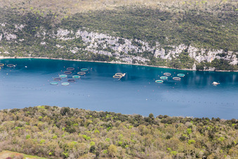 Vue aérienne de Matosovici dans le département Gespanschaft Istrien, Croatie