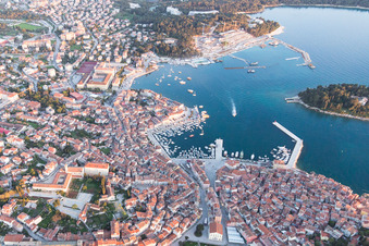 Rovinj dans le département Gespanschaft Istrien, Croatie vue d'en haut