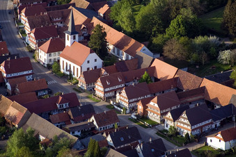 Seebach dans le département Bas Rhin, France depuis l'avion