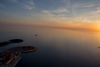 Photographie aérienne de Rovinj dans le département Gespanschaft Istrien, Croatie