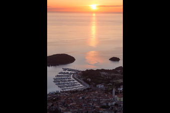 Vrsar dans le département Gespanschaft Istrien, Croatie hors des airs