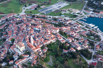 Vue oblique de Stancija Valkanela dans le département Gespanschaft Istrien, Croatie
