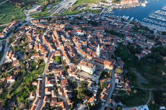 Enregistrement par drone de Vrsar dans le département Gespanschaft Istrien, Croatie