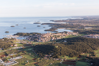 Image drone de Vrsar dans le département Gespanschaft Istrien, Croatie