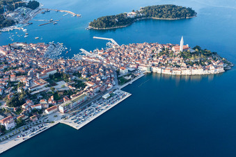 Rovinj dans le département Gespanschaft Istrien, Croatie d'en haut