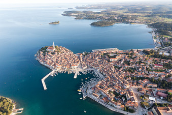 Rovinj dans le département Gespanschaft Istrien, Croatie vue d'en haut