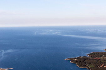Image drone de Vrsar dans le département Gespanschaft Istrien, Croatie