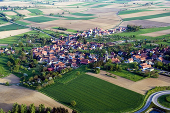 Hohwiller dans le département Bas Rhin, France vue du ciel