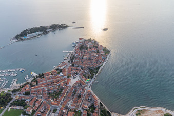 Enregistrement par drone de Poreč dans le département Gespanschaft Istrien, Croatie