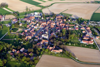 Vue oblique de Reimerswiller dans le département Bas Rhin, France