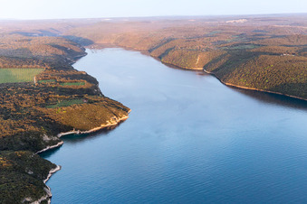 Vue oblique de Vrsar dans le département Gespanschaft Istrien, Croatie