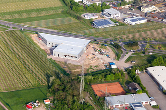 Vue aérienne de S&K Automobiles à Landau in der Pfalz dans le département Rhénanie-Palatinat, Allemagne