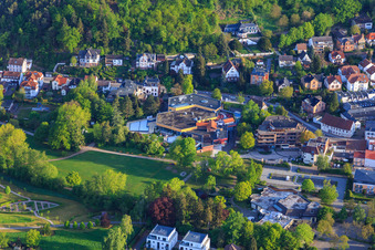 Thermes du Palatinat du Sud à Bad Bergzabern dans le département Rhénanie-Palatinat, Allemagne d'en haut