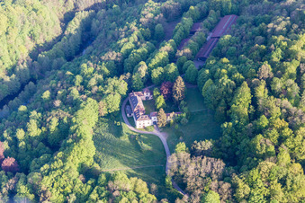 Vue aérienne de Langeberg à Wissembourg dans le département Bas Rhin, France