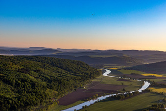 Vue aérienne de Point le plus oriental de NRW à le quartier Stahle in Höxter dans le département Rhénanie du Nord-Westphalie, Allemagne