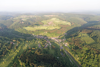 Photographie aérienne de Hinsbourg dans le département Bas Rhin, France