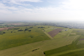 Vue aérienne de Rohrbach-les-Bitche, aérodrome à Rohrbach-lès-Bitche dans le département Moselle, France