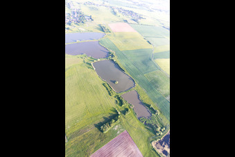 Vue aérienne de Étang cing à Le Val-de-Guéblange dans le département Moselle, France
