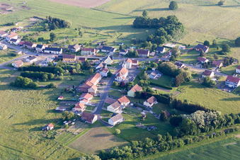 Vue aérienne de Hassenburg dans le département Moselle, France