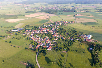 Vue aérienne de Honskirch dans le département Moselle, France