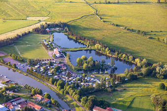 Vue aérienne de Camping Coeur d'Alsace à Harskirchen dans le département Bas Rhin, France