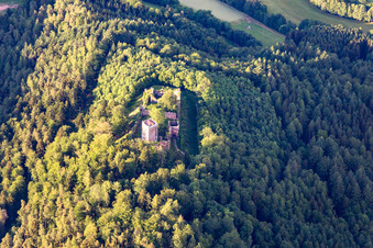 Vue aérienne de Forteresse de Wildenberg à le quartier Preunschen in Kirchzell dans le département Bavière, Allemagne