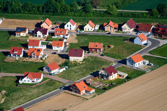 Vue aérienne de À l'Anhaide à le quartier Schaidt in Wörth am Rhein dans le département Rhénanie-Palatinat, Allemagne