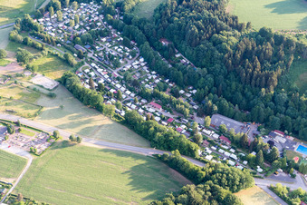 Photographie aérienne de Camping Odenwald à le quartier Krumbach in Limbach dans le département Bade-Wurtemberg, Allemagne